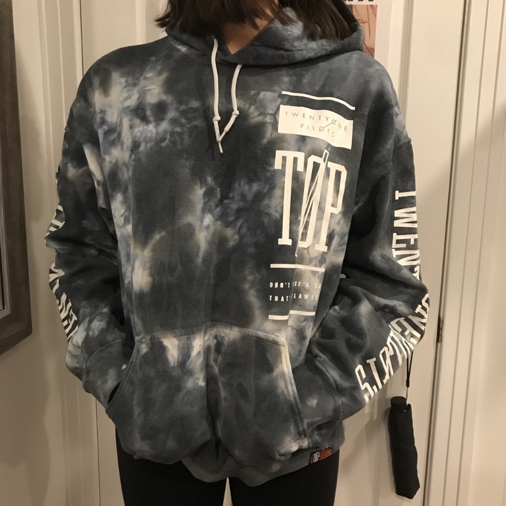 TWENTY ONE PILOTS Hoodie Medium